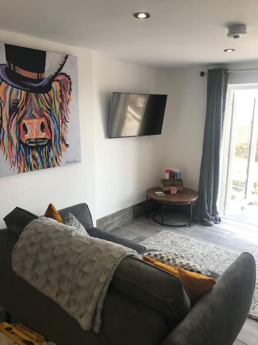 Mumbles - Modern Apartment With Panoramic Sea Views Oystermouth Exterior foto